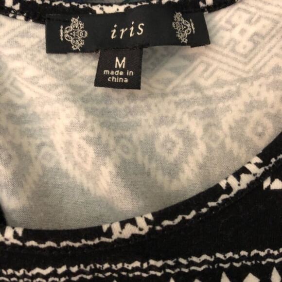 5/$25 Iris Alonso Aztec Racerback Maxi Dress Black and White Women's Size Medium - Picture 4 of 4